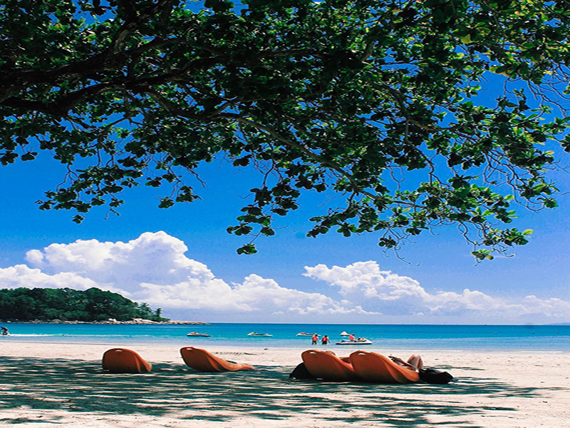 Pantai Lagoi Pantai Lagoi